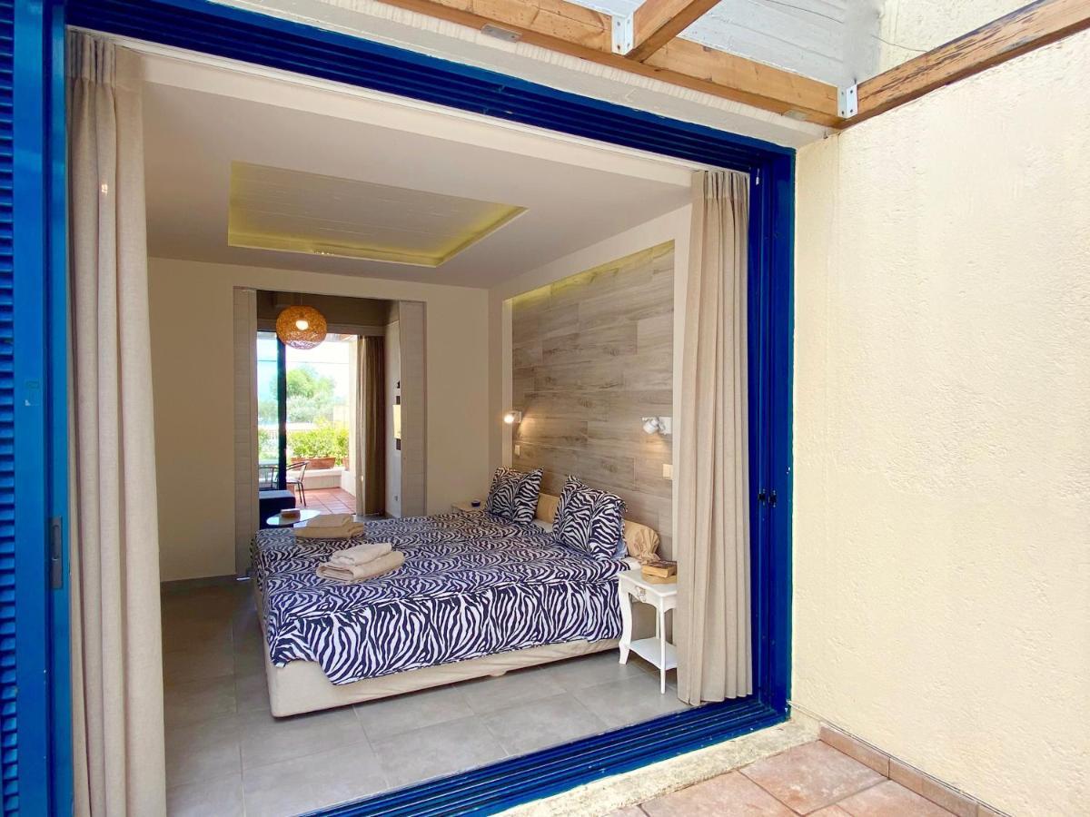 Barbati Beach Minivillas With Pool By Dadovillas エクステリア 写真