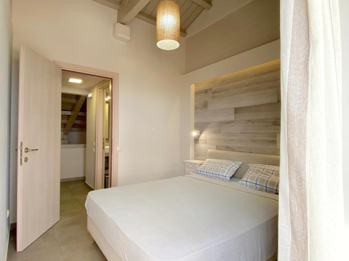 Barbati Beach Minivillas With Pool By Dadovillas エクステリア 写真